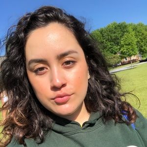 Meet your Posher, Kay